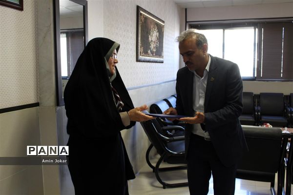 اعطای ابلاغ دبیران مجامع اعضاء و مربیان تشکیلات پیشتازان استان فارس