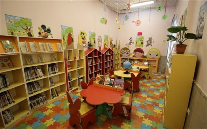 بازدید سوادآموزان به همراه کارشناسان سواد آموزی از کتابخانه های سطح استان