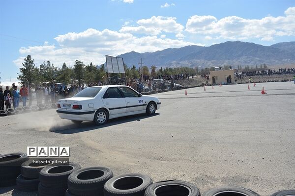 برگزاری پیست اتومبیل‌رانی و موتورسواری در پیست چند منظوره امیر آباد