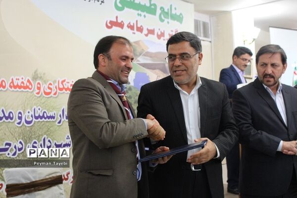تفاهم‌نامه همکاری سازمان دانش‌آموزی استان سمنان و اداره کل منابع طبیعی استان سمنان امضا شد