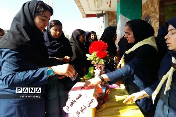 برگزاری مراسم جشن نیکوکاری و تقدیر از دانش آموزان برتر مدرسه فاطمیه ملارد