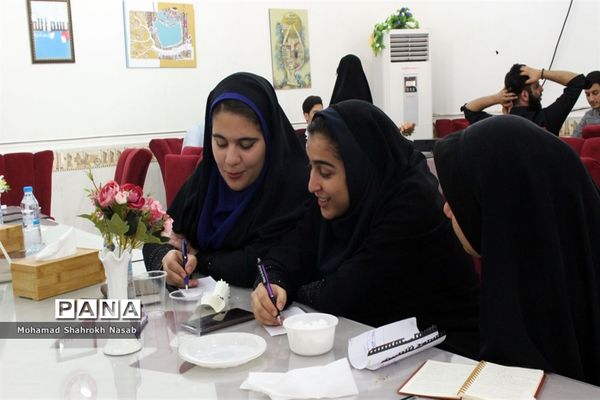 نشست دوروزه دومین نشست قطبی نهمین دوره مجلس دانش آموزی کشور در خوزستان