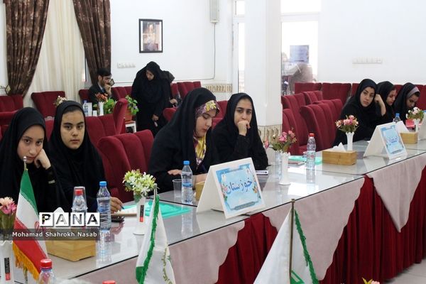 نشست دوروزه دومین نشست قطبی نهمین دوره مجلس دانش آموزی کشور در خوزستان