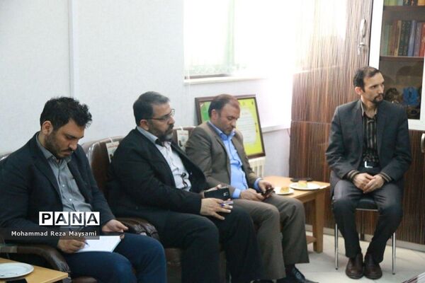 دیدار مدیرکل آموزش و پرورش استان سمنان با همکاران حوزه امور تربیتی