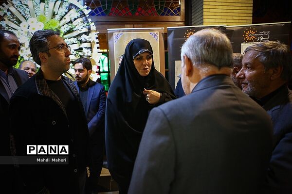 مراسم ختم والده جمشید انصاری