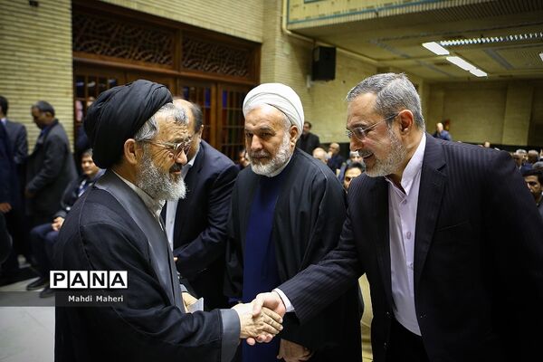 مراسم ختم والده جمشید انصاری