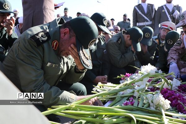 استقبال از شهید گمنام در فرودگاه ارومیه