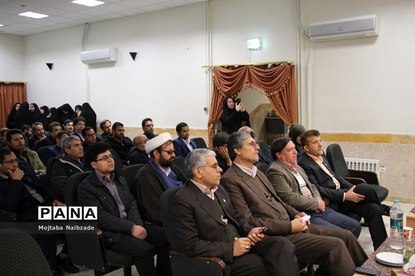 آیین گرامیداشت هفته امور تربیتی و تربیت اسلامی در آموزش و پرورش گلبهار