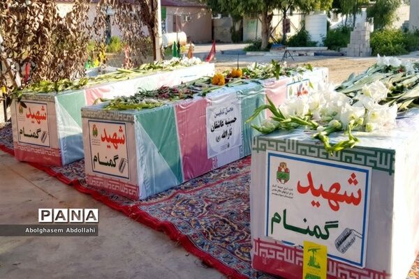 تشییع پیکر سه شهید گمنام در بوشهر-1
