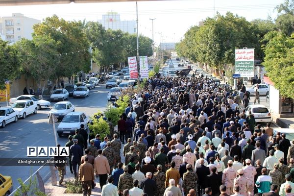 تشییع پیکر سه شهید گمنام در بوشهر-1