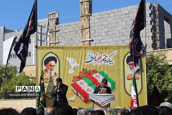 تشییع پیکر سه شهید گمنام در بوشهر-2