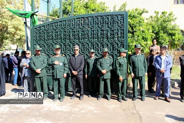 تشییع پیکر سه شهید گمنام در بوشهر-2