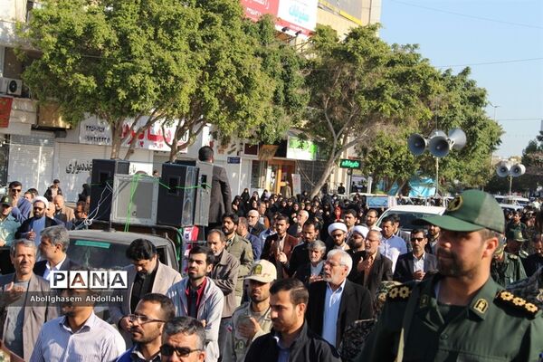 تشییع پیکر سه شهید گمنام در بوشهر-2