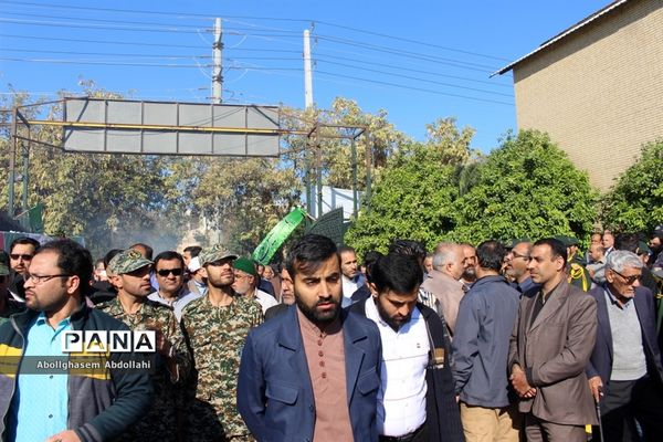 تشییع پیکر سه شهید گمنام در بوشهر-2