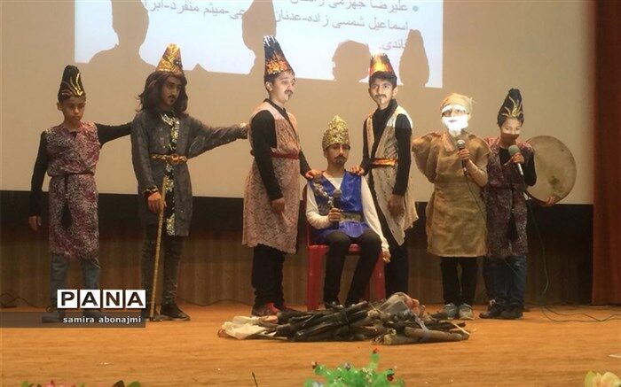 برگزاری جشنواره گلستان‌خوانی در شهرستان خنج