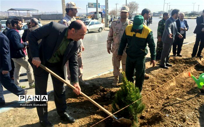 روز درختکاری بهترین فرصت برای آشتی با طبیعت است