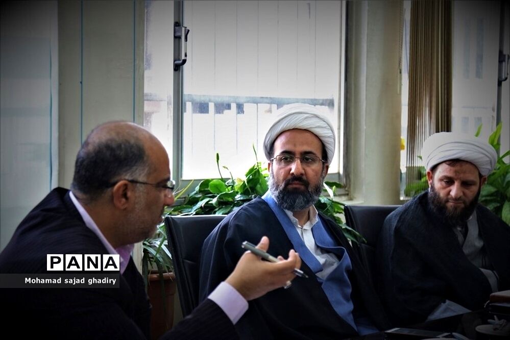 دومین جلسه کمیته همکاری‌های حوزه علمیه و آموزش و پرورش شهر تهران