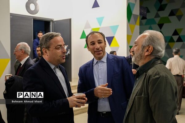 مراسم اعطای نشان یونسکو به فیلم سینمایی «۲۳ نفر»