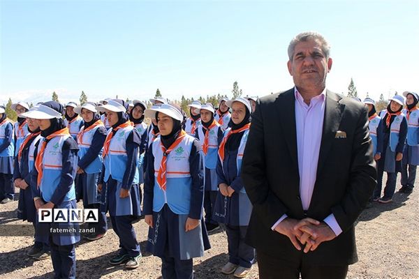 مراسم روز درختکاری