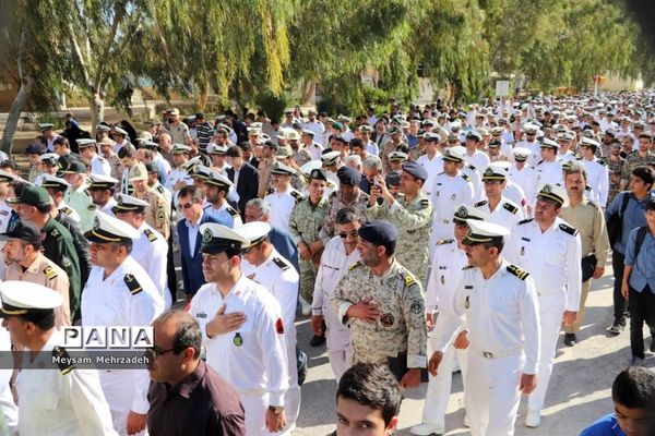تشییع پیکر پاک  و مطهره شهید گمنام در پایگاه دوم دریایی  بوشهر
