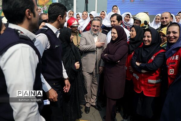 مانور آمادگی مقابله با خطرات حریق و پیشگیری از حوادث چهارشنبه آخر سال