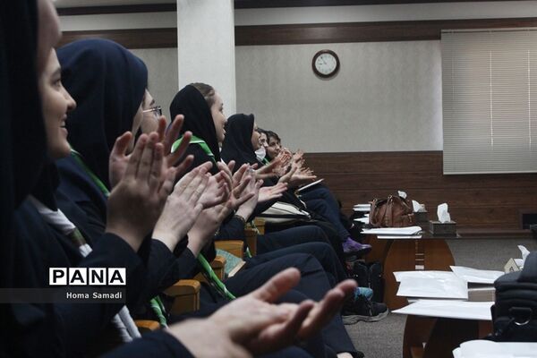 بازدید دانش‌آموزان تبریزی از شعب تامین اجتماعی