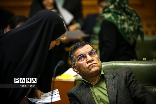 آخرین جلسه شورای شهر تهران در سال ۹۷