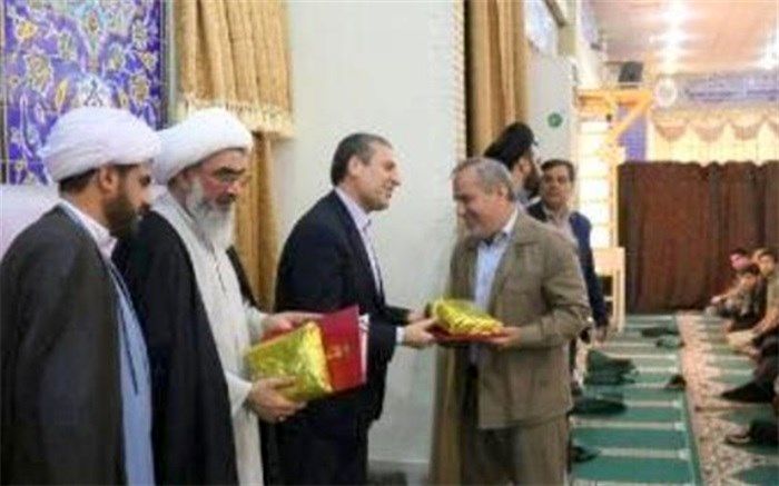 تقدیر از فعالان ترویج فرهنگ ایثار و شهادت  استان  بوشهر