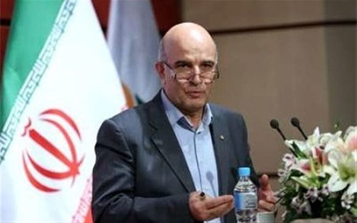 رئیس صندوق ذخیره فرهنگیان: معلمان بر عملکرد صندوق فرهنگیان نظارت می‌ کنند
