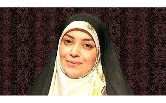 الهام چرخنده مجری شبکه افق شد