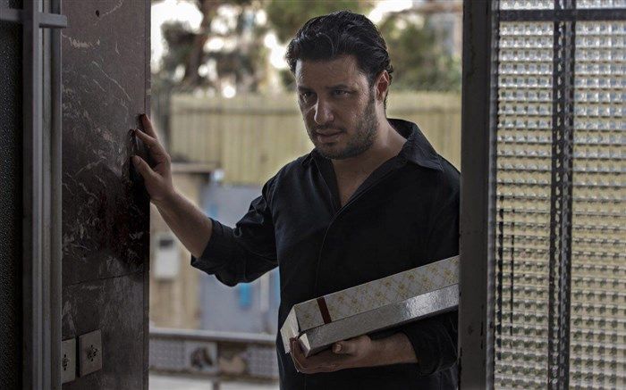 جواد عزتی عزادار شد