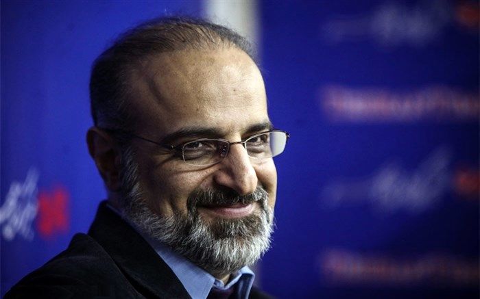 محمد اصفهانی: حاضرم آبرویم را به میان بگذارم