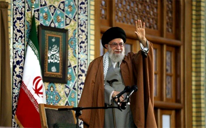 مقام معظم رهبری:  سال ۱۳۹۸ به توفیق الهی سال فرصت‌هاست