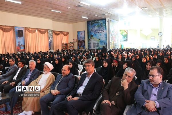 پایان مرحله اول سی و هفتمین دوره مسابقات قرآن عترت و نماز دانش‌آموزان دختر خراسان رضوی