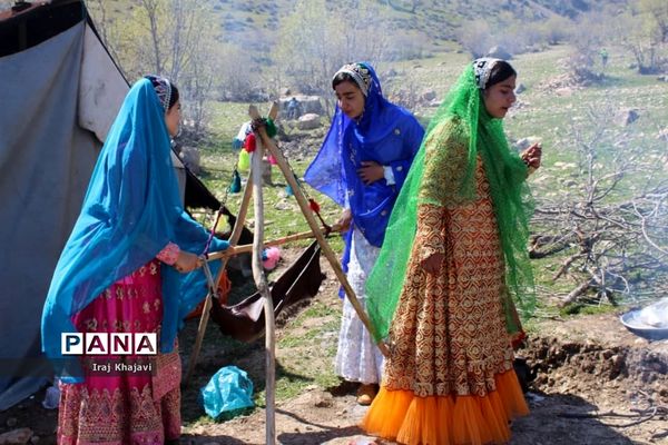 جشنواره غذاهای سنتی و صنایع دستی در روستای چمن سادات حسینی دهدزخوزستان