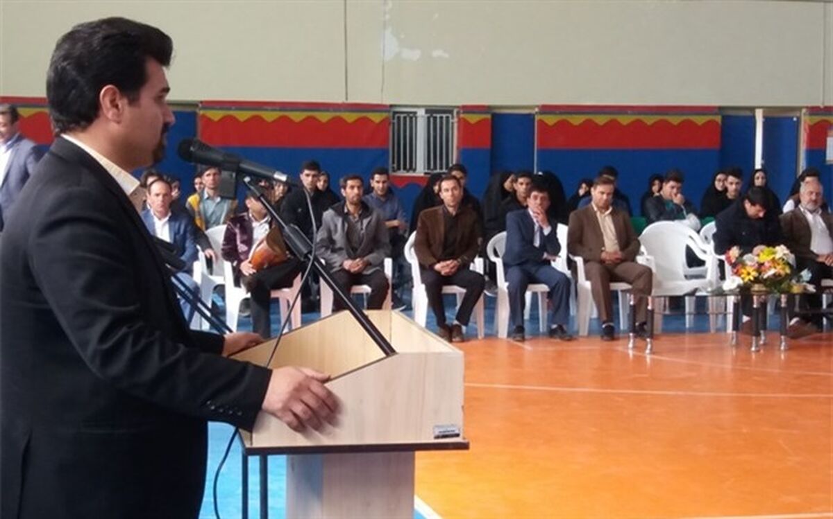 هفتمین همایش تجلیل از نفرات برتر کنکور سراسری منطقه سجاسرود برگزار شد