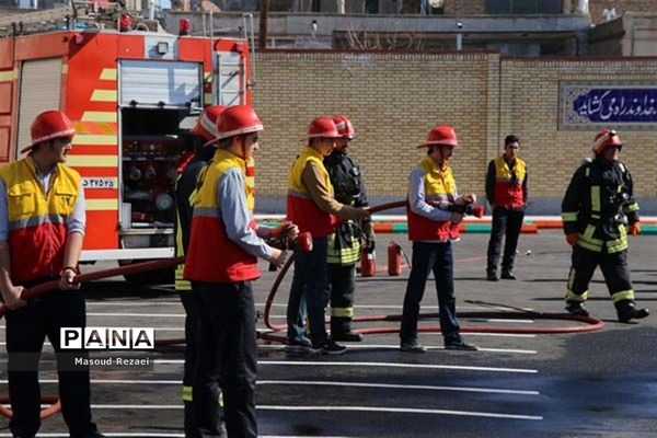 برگزاری مانور پیشگیری از حوادث چهارشنبه آخر سال در مدارس  میانه