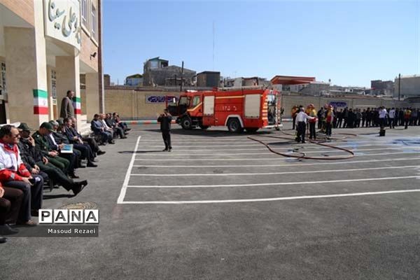 برگزاری مانور پیشگیری از حوادث چهارشنبه آخر سال در مدارس  میانه