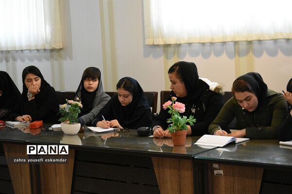 کارگاه اصول خبرنویسی وعکاسی ناحیه 3 تبریز