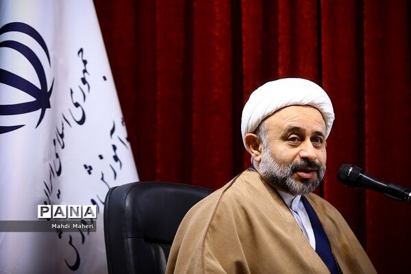 همایش تدبیر و امید در گام دوم اتقلاب