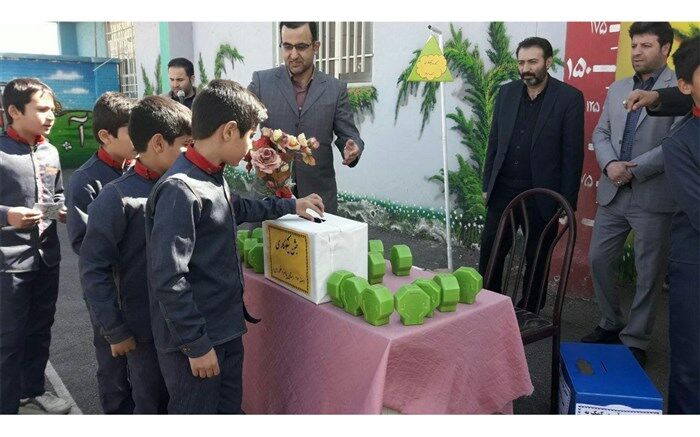 همدلی دانش آموزان قلقل رود با دانش آموزان بی بضاعت