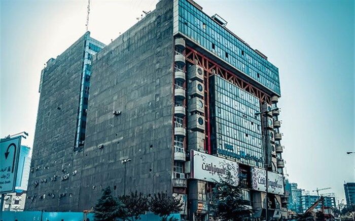 آتش‌سوزی در یکی از طبقات مجتمع «پایتخت»