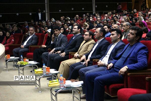 همایش تجلیل از نخبگان ورزشی استان در تبریز