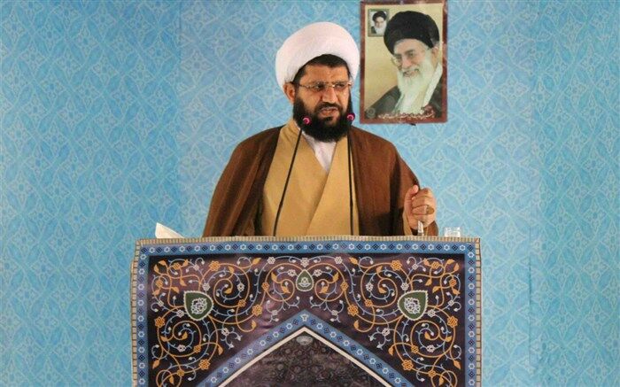 امام جمعه شهرقدس: اعتکاف فرصتی طلایی برای رسیدن به خداوند متعال است