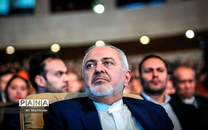 ظریف: ریاکاری غرب در دفاع از بی‌اعتبار کردن مسلمانان باید پایان یابد