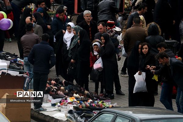 حال و هوای بازار تبریز شب عید