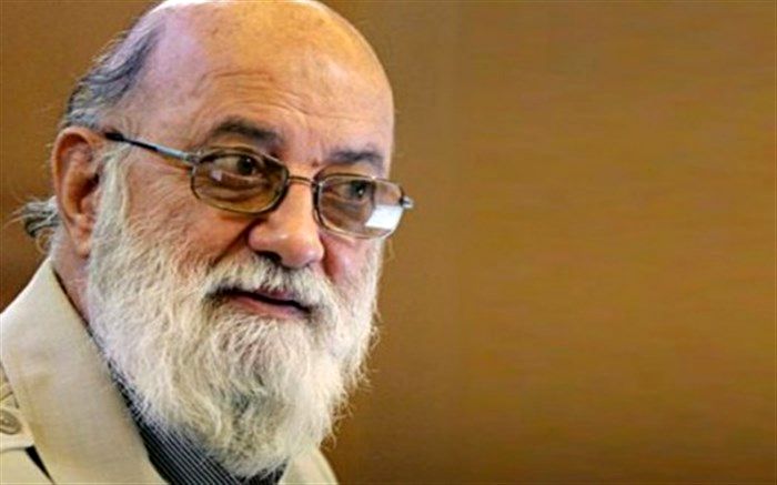 نباید به غرب دل بست/ آمریکا در اوج افول است