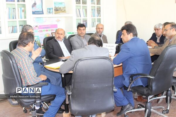 چهارمین جلسه ستاد بزرگداشت مقام معلم  در بوشهر