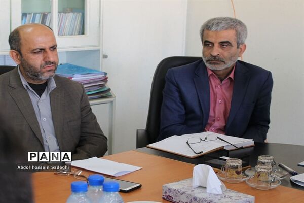 چهارمین جلسه ستاد بزرگداشت مقام معلم  در بوشهر