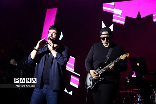 کنسرت بهنام بانی خواننده پاپ در آبادان
